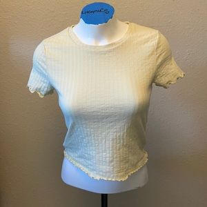 Wild Fable pale yellow crop top t shirt